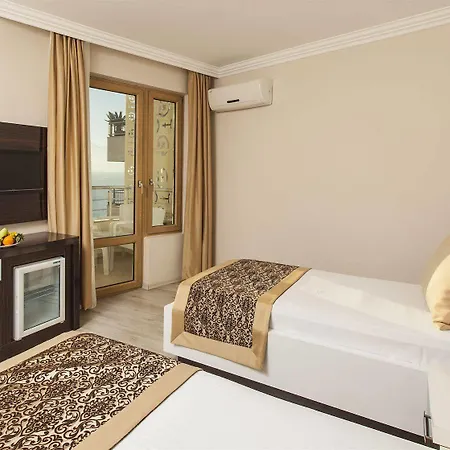 Hotel Altes 3*