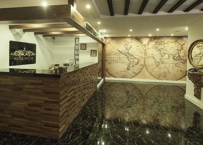Hotel Altes 3*