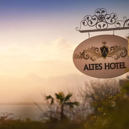 Ξενοδοχείο Altes Αττάλεια