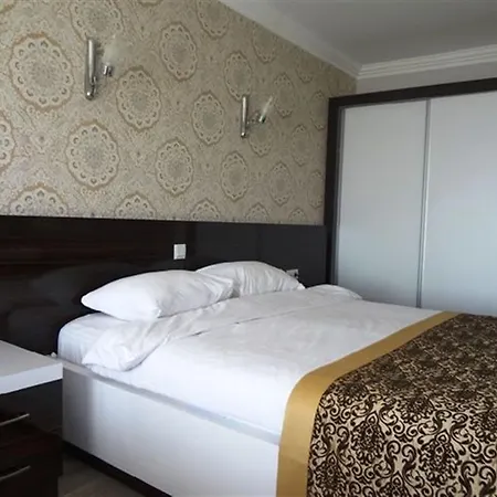 Altes Hotel 3*