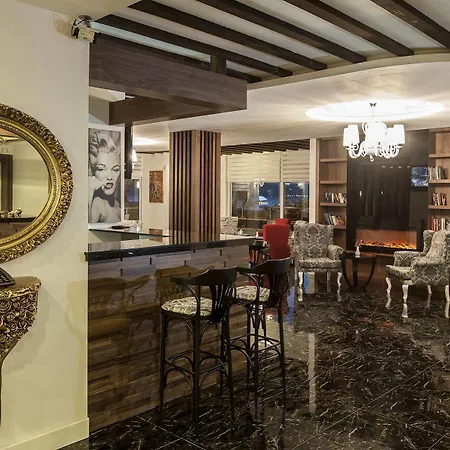 Hotel Altes 3*