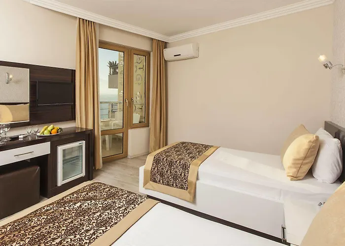 Ξενοδοχείο Altes 3*