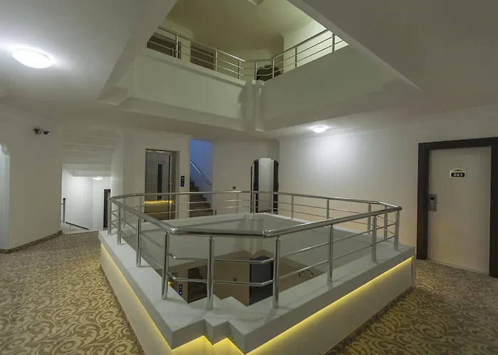 Ξενοδοχείο Altes Αττάλεια